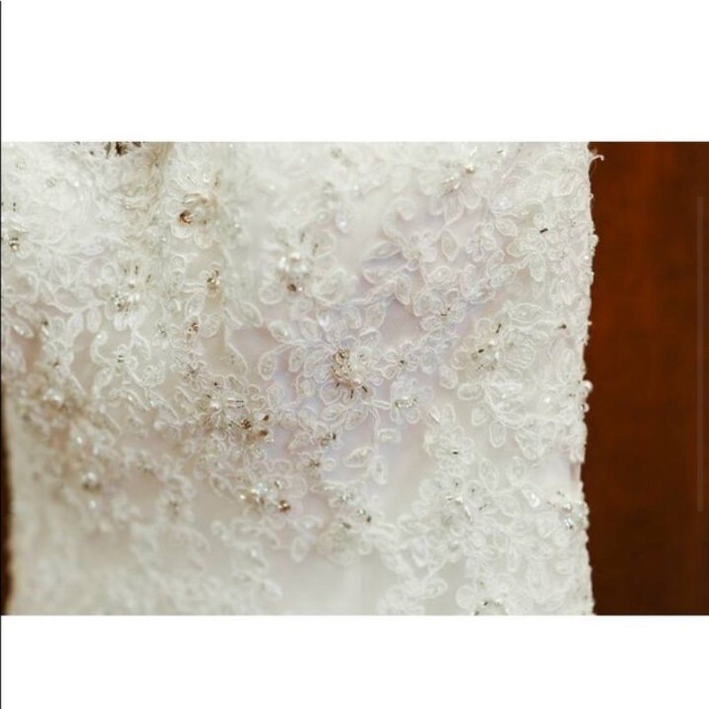 Wedding Dress - Picture 2 of 3
